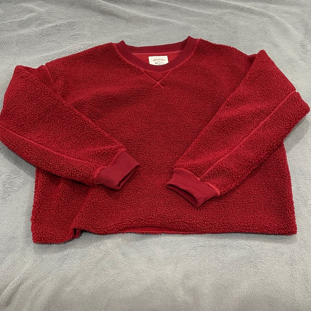 American eagle crew neck red sweater. Size small. Never worn.